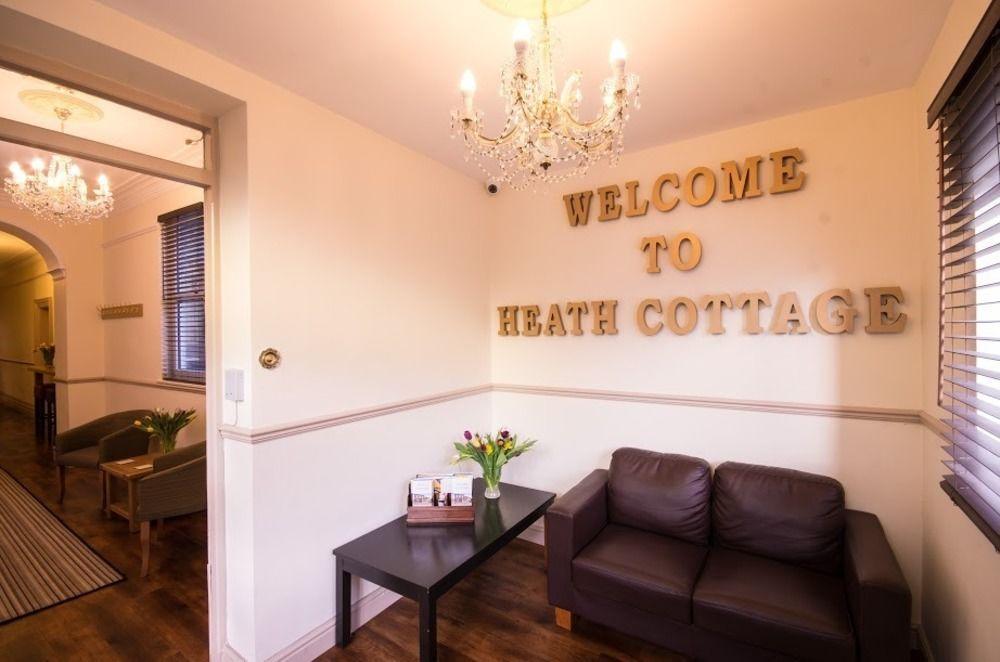 Heath Cottage Hotel Dewsbury Exterior foto